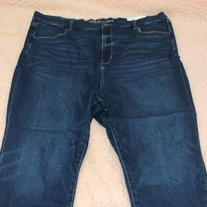 ****NEW****American eagle jegging CURVY